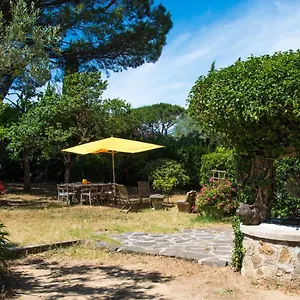  Ferienhaus Charmante Petite Maison A L'entree De Tropez
